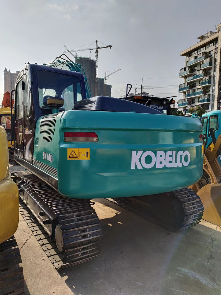 KOBELCO SK140LC-8 - Ekskavator perayap: gambar 4 KOBELCO SK140LC-8 - Ekskavator perayap: gambar 4