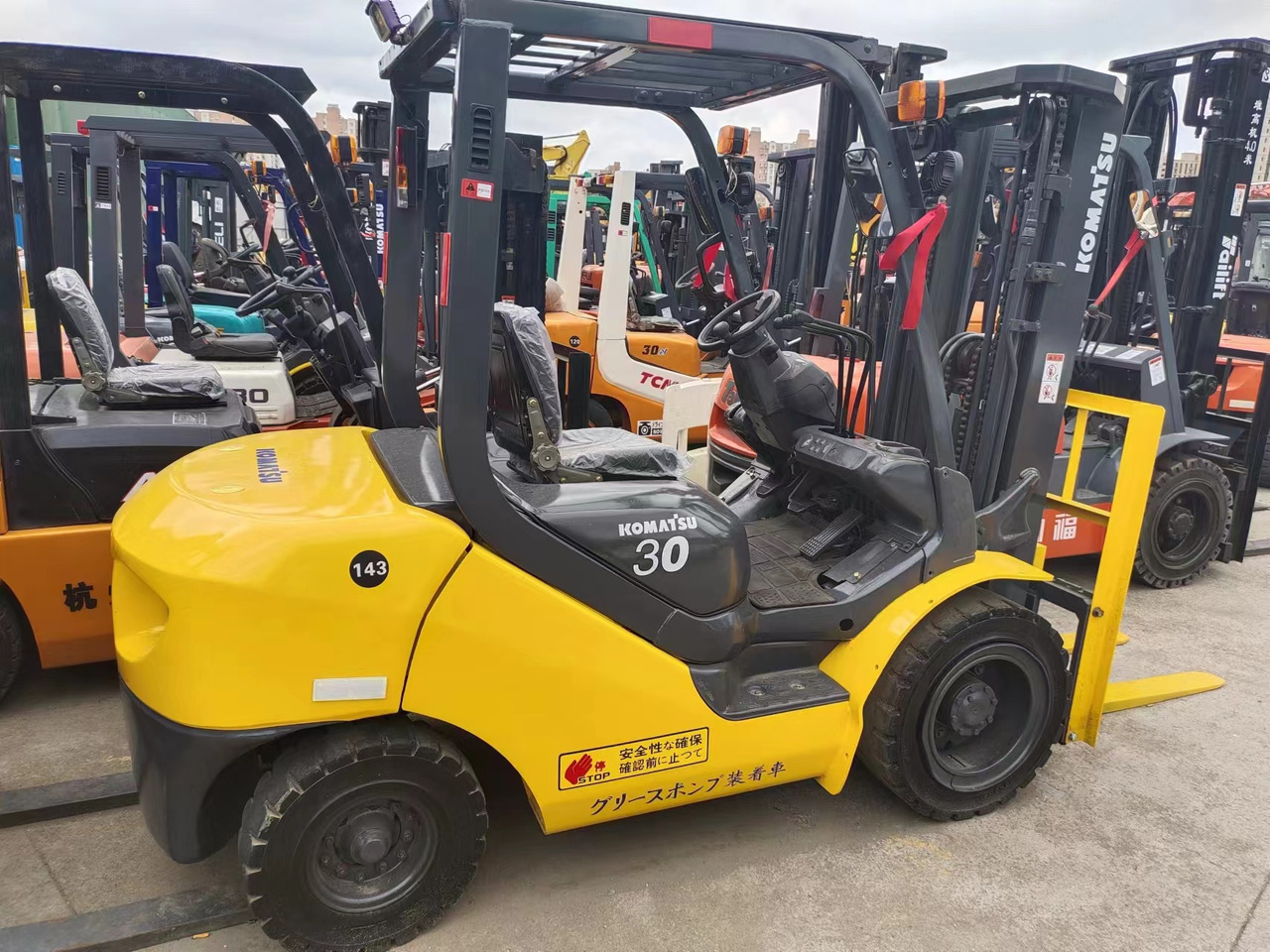 KOMATSU FD30 - Forklift diesel: gambar 5 KOMATSU FD30 - Forklift diesel: gambar 5