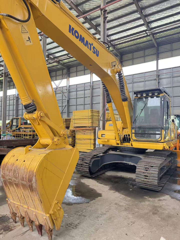 KOMATSU PC200-8 - Ekskavator perayap: gambar 5 KOMATSU PC200-8 - Ekskavator perayap: gambar 5