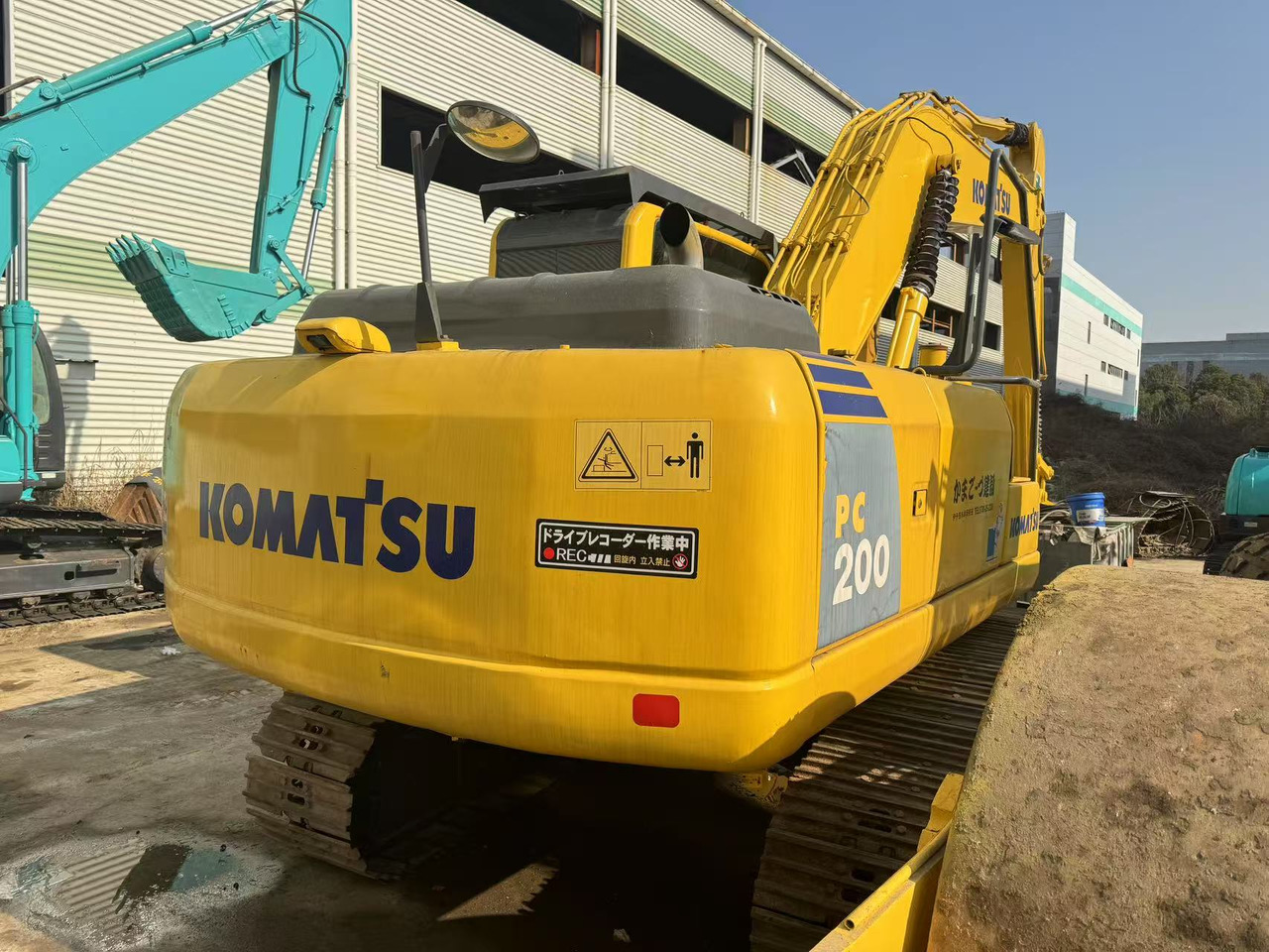 KOMATSU PC200-8 - Ekskavator perayap: gambar 3 KOMATSU PC200-8 - Ekskavator perayap: gambar 3