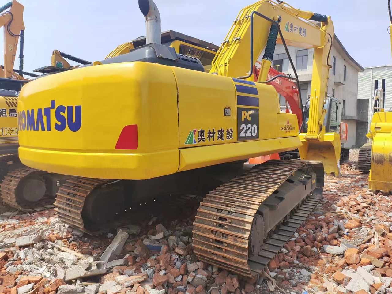 Leasing KOMATSU PC220-8 KOMATSU PC220-8: gambar 6