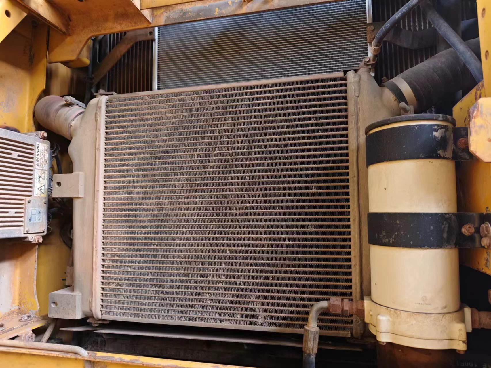 KOMATSU PC400-7 - Ekskavator perayap: gambar 4 KOMATSU PC400-7 - Ekskavator perayap: gambar 4