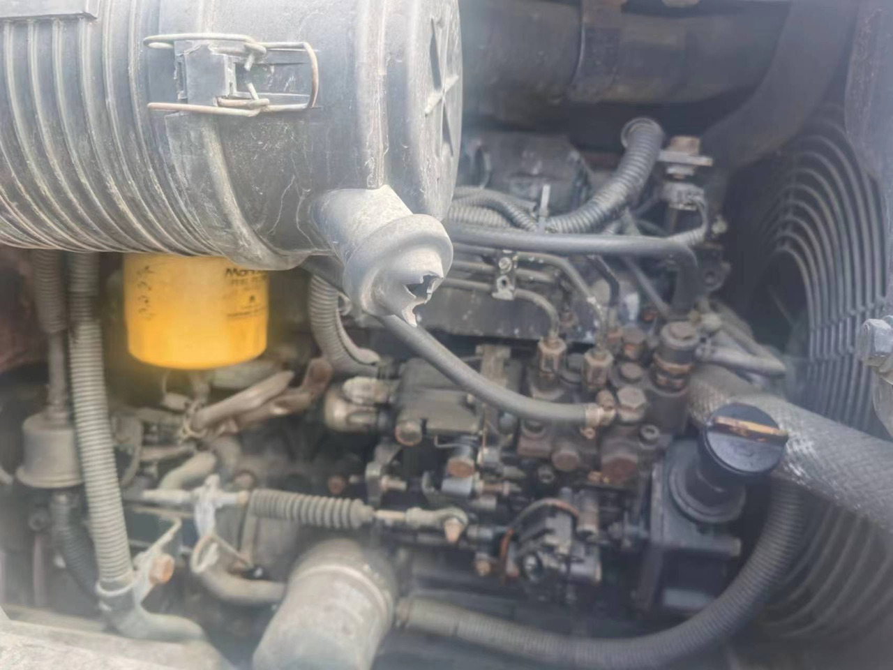 KOMATSU PC40MR - Ekskavator mini: gambar 5 KOMATSU PC40MR - Ekskavator mini: gambar 5