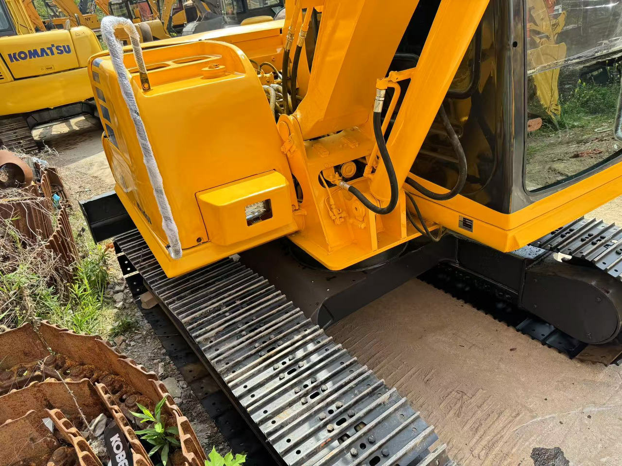 KOMATSU PC60-7 - Ekskavator mini: gambar 5 KOMATSU PC60-7 - Ekskavator mini: gambar 5