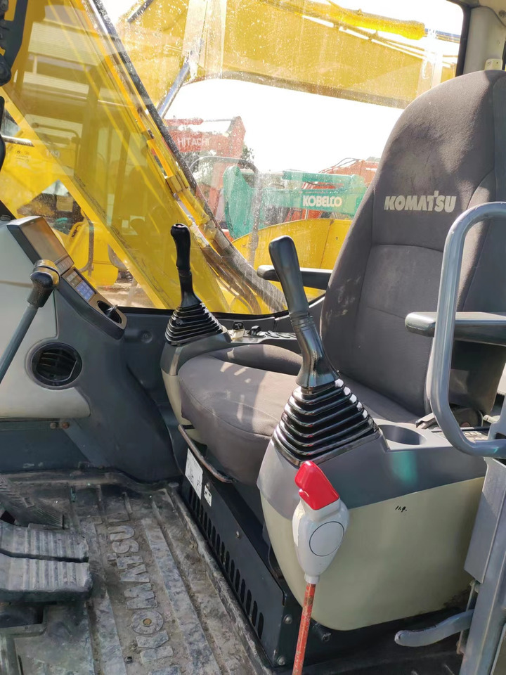 KOMATSU PC60-8 - Ekskavator mini: gambar 4 KOMATSU PC60-8 - Ekskavator mini: gambar 4