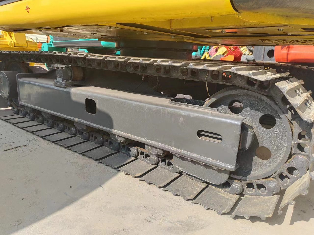 KOMATSU PC60-8 - Ekskavator mini: gambar 5 KOMATSU PC60-8 - Ekskavator mini: gambar 5