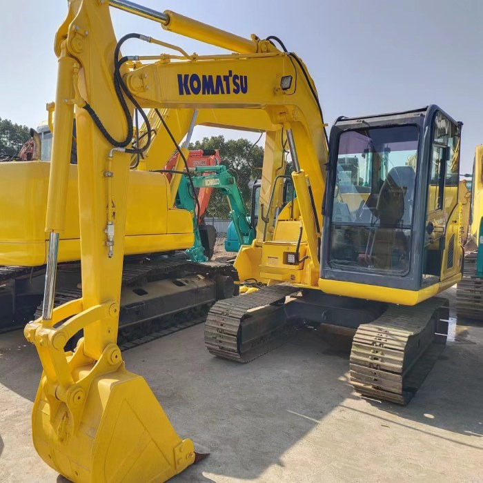 KOMATSU PC60-8 - Ekskavator mini: gambar 3 KOMATSU PC60-8 - Ekskavator mini: gambar 3