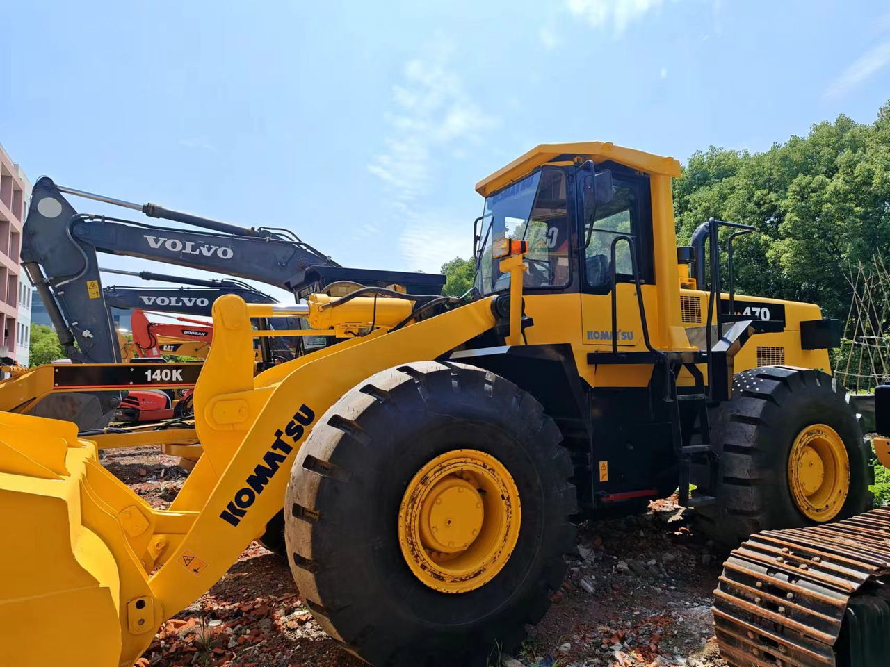 KOMATSU WA470-3 - Wheel loader: gambar 1 KOMATSU WA470-3 - Wheel loader: gambar 1