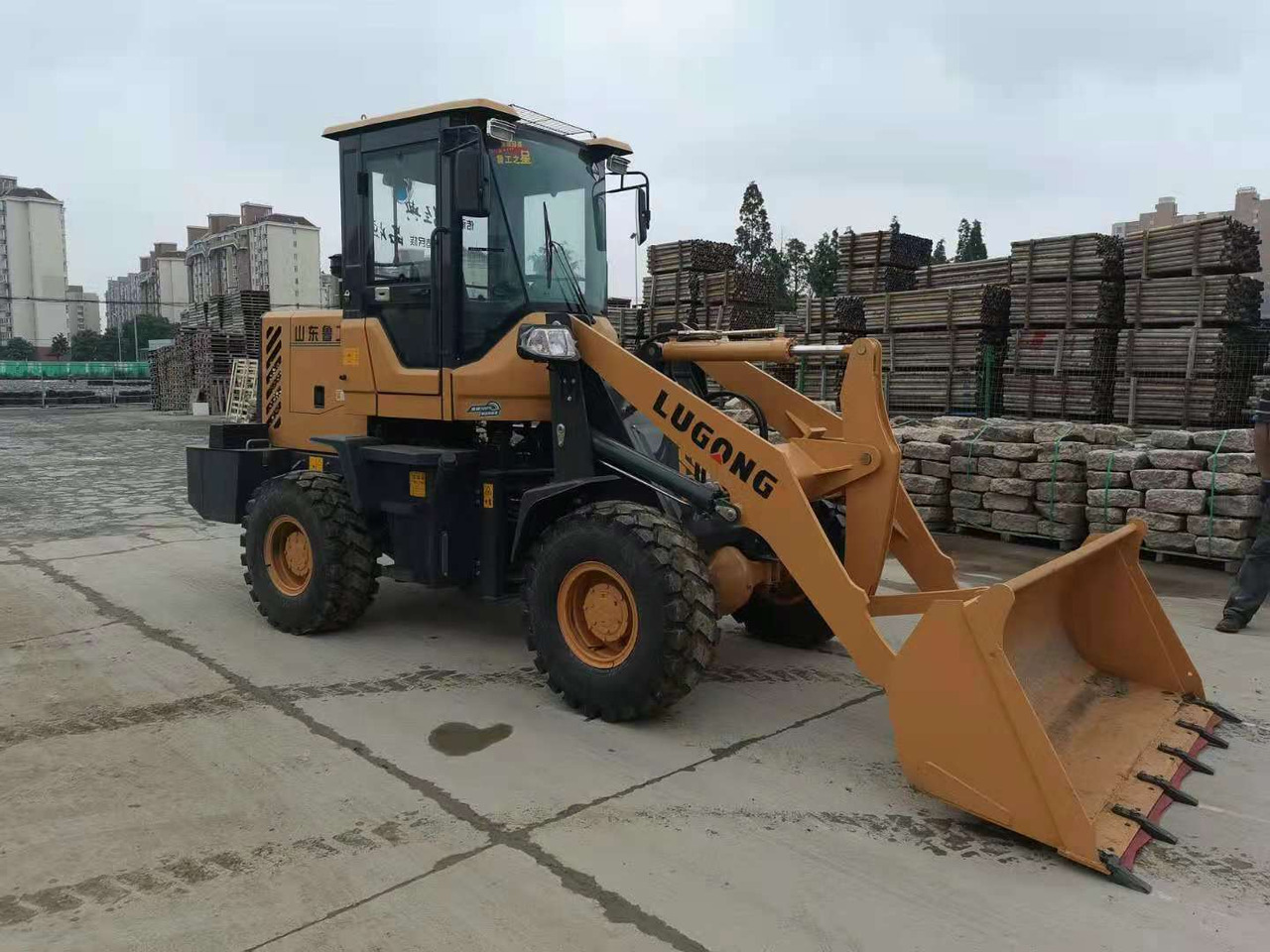 LUGONG L928 - Wheel loader: gambar 2 LUGONG L928 - Wheel loader: gambar 2
