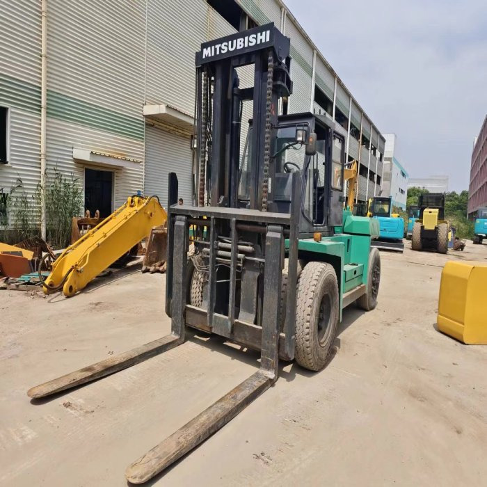 MITSUBISHI FD160 - Forklift diesel: gambar 4 MITSUBISHI FD160 - Forklift diesel: gambar 4