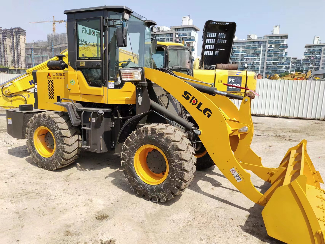 SDLG LG928 - Wheel loader: gambar 1 SDLG LG928 - Wheel loader: gambar 1