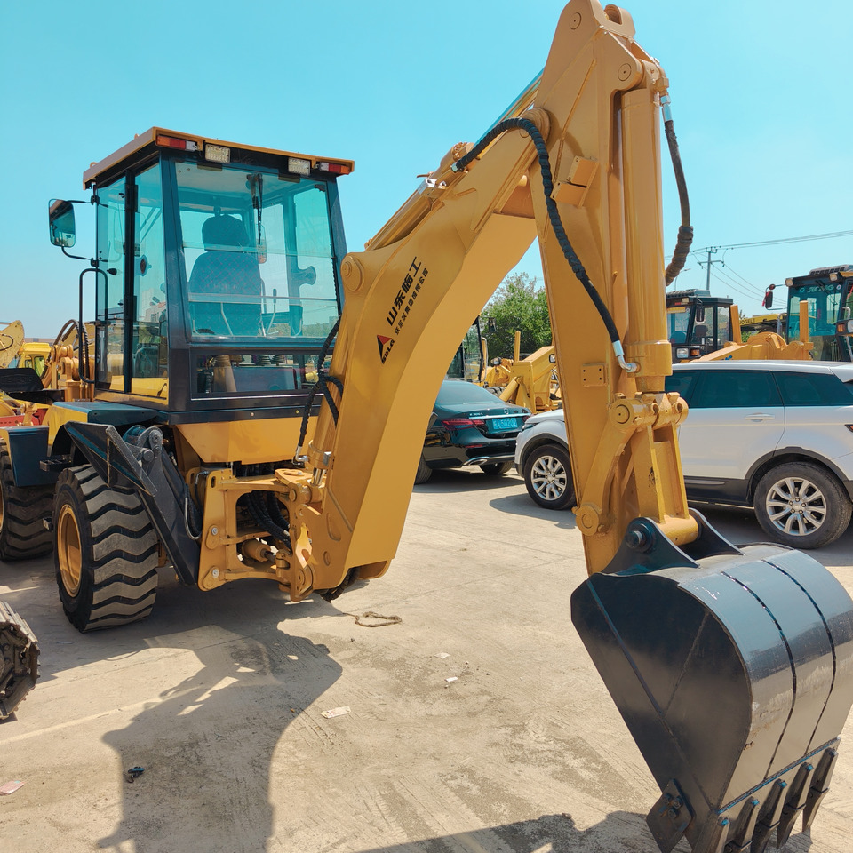 SDLG LGB680 - Backhoe loader: gambar 3 SDLG LGB680 - Backhoe loader: gambar 3
