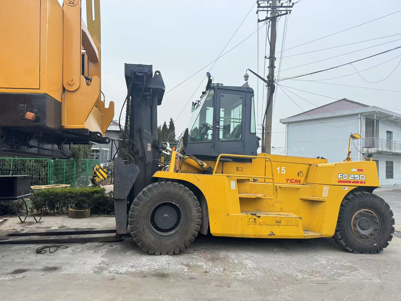 TCM FD250 - Forklift diesel: gambar 1 TCM FD250 - Forklift diesel: gambar 1