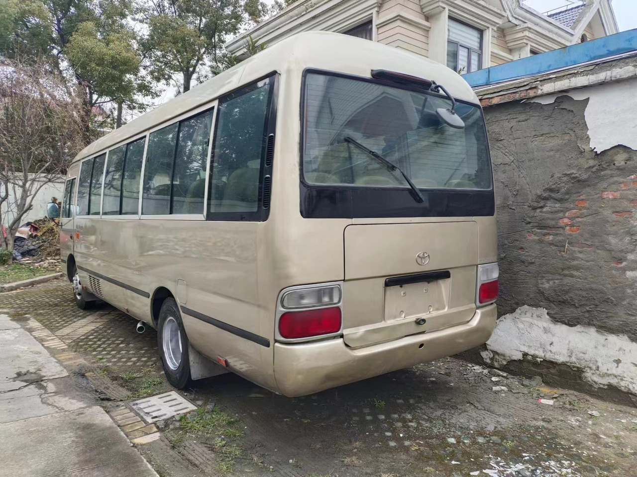TOYOTA Coaster - Bus pinggiran kota: gambar 2 TOYOTA Coaster - Bus pinggiran kota: gambar 2