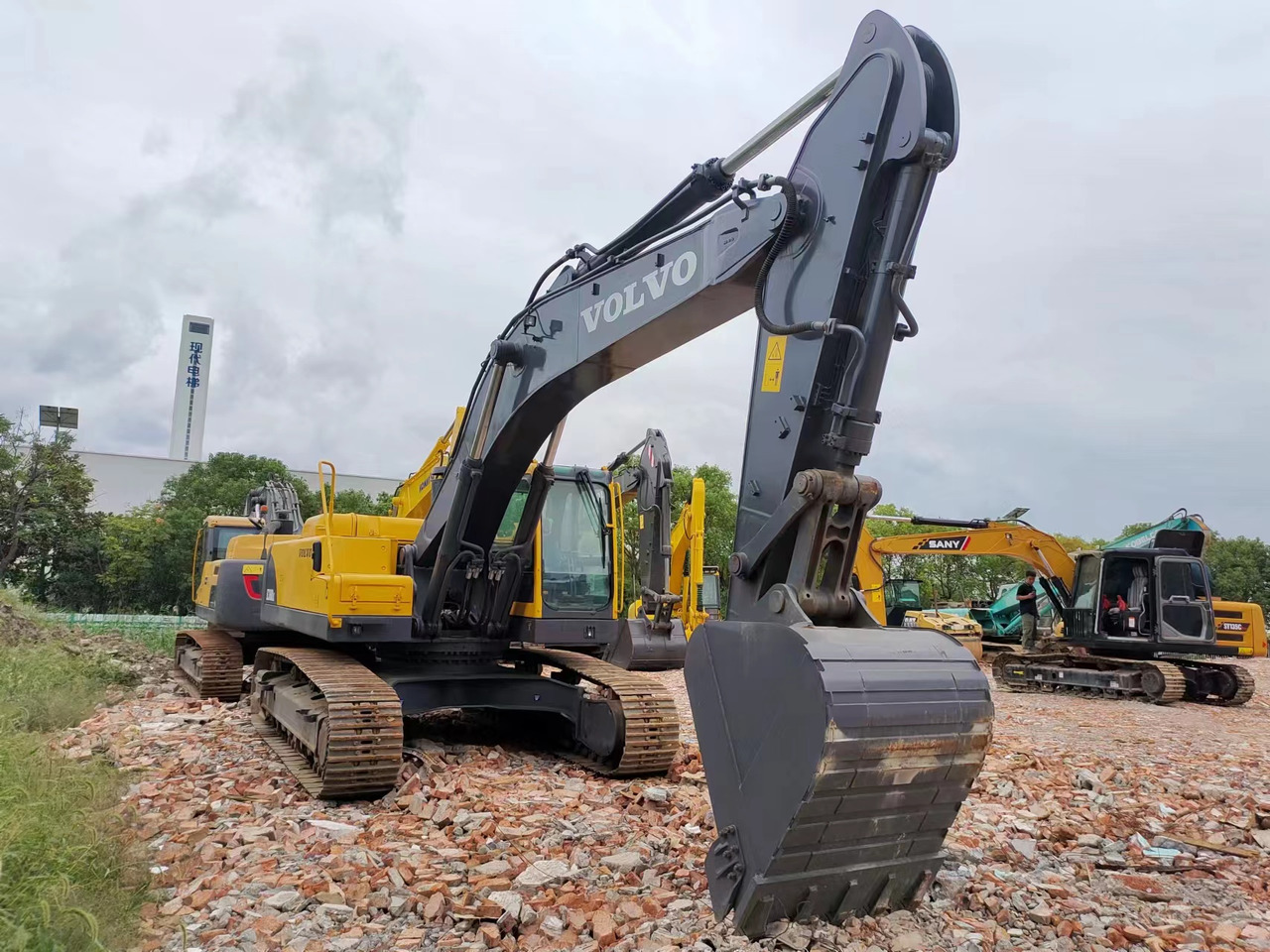 VOLVO EC360 - Ekskavator perayap: gambar 1 VOLVO EC360 - Ekskavator perayap: gambar 1