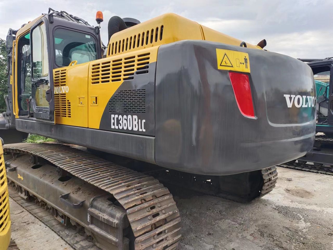 Ekskavator perayap VOLVO EC360: gambar 7 Ekskavator perayap VOLVO EC360: gambar 7