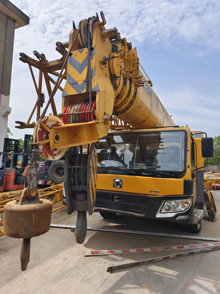 XCMG QY100K - Derek bergerak: gambar 5 XCMG QY100K - Derek bergerak: gambar 5