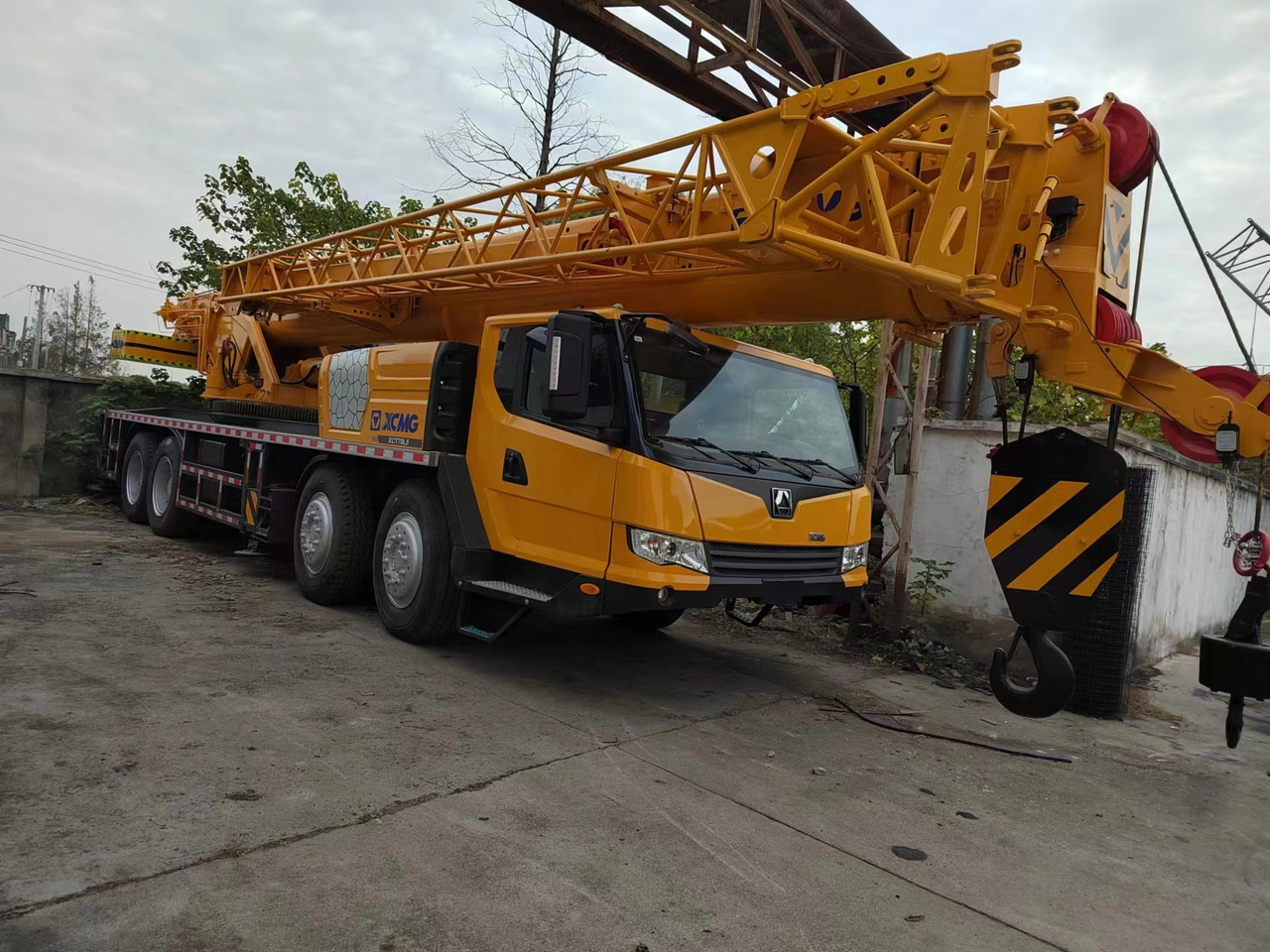 XCMG QY70K - Derek bergerak: gambar 2 XCMG QY70K - Derek bergerak: gambar 2