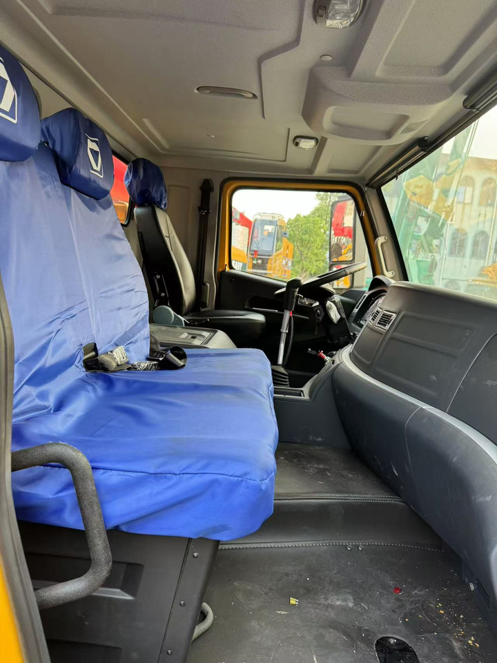 XCMG QY70K - Derek bergerak: gambar 4 XCMG QY70K - Derek bergerak: gambar 4