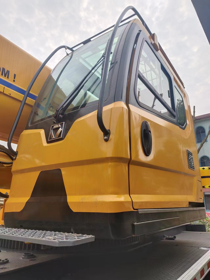 XCMG QY70K - Derek bergerak: gambar 3 XCMG QY70K - Derek bergerak: gambar 3