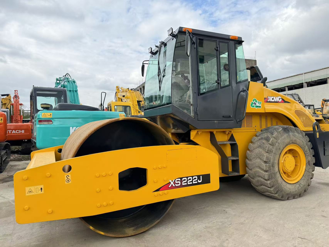 XCMG XS222J - Pemadat: gambar 2 XCMG XS222J - Pemadat: gambar 2