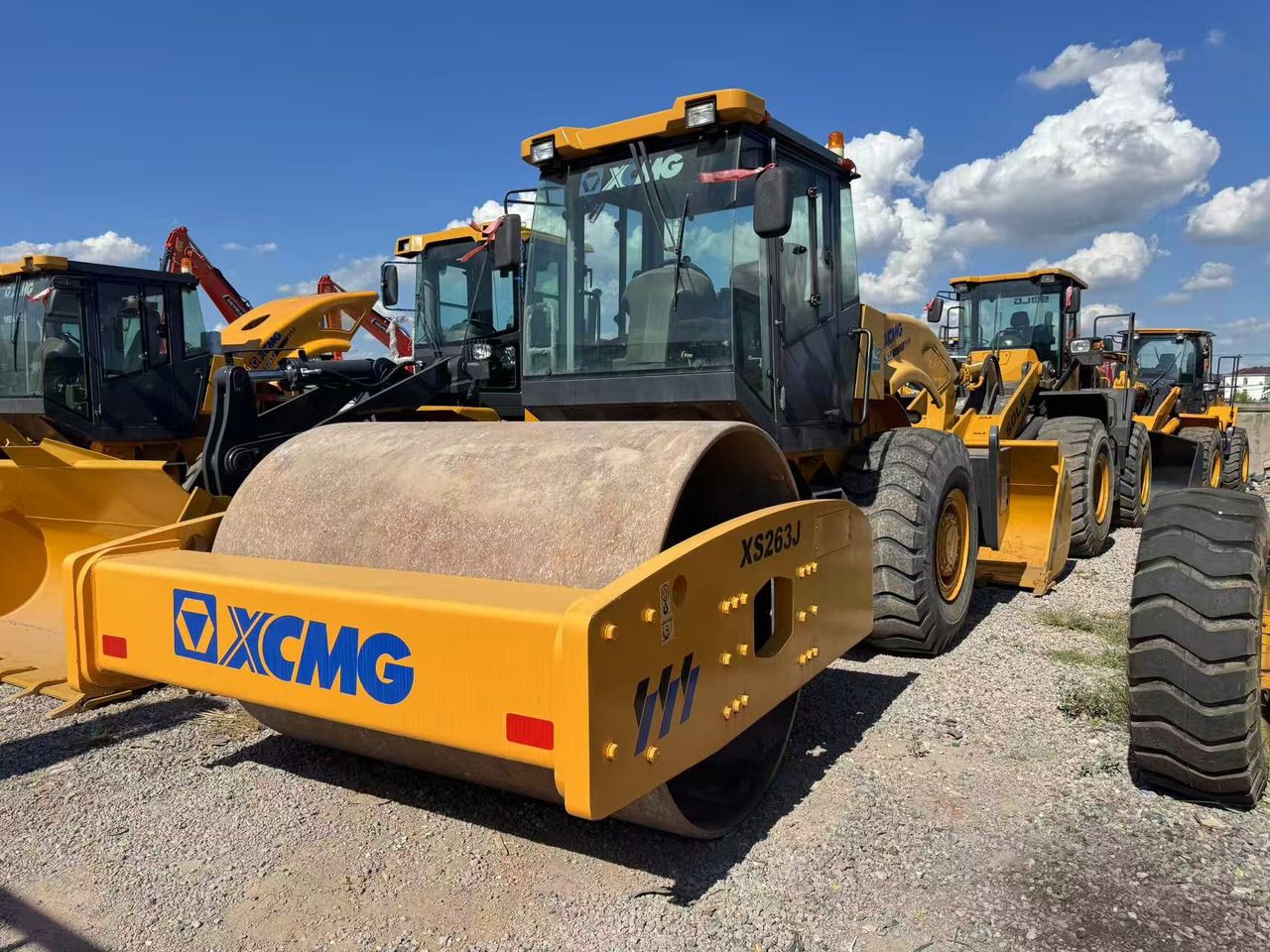 XCMG XS263J - Roller jalan: gambar 1 XCMG XS263J - Roller jalan: gambar 1