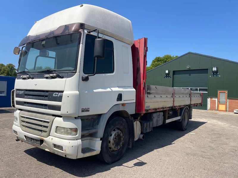 DAF CF 85 FLATBED TRUCK - Truk flatbed: gambar 3 DAF CF 85 FLATBED TRUCK - Truk flatbed: gambar 3