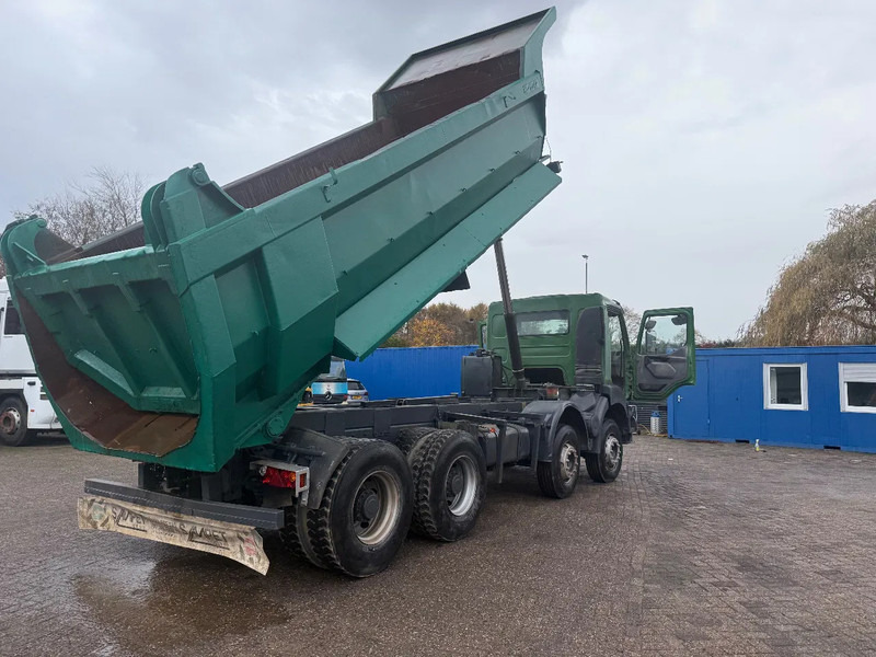 Renault Kerax 420 Manual pump - Truk jungkit: gambar 4 Renault Kerax 420 Manual pump - Truk jungkit: gambar 4