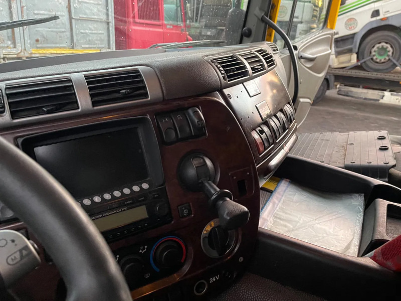 Leasing DAF CF 85.410 Tractor unit DAF CF 85.410 Tractor unit: gambar 11