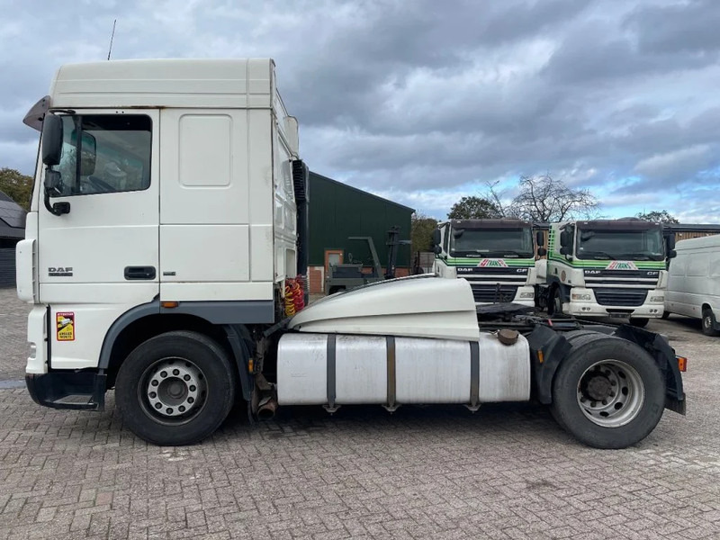 DAF XF 105.460 Tractor unit - Tractor head: gambar 5 DAF XF 105.460 Tractor unit - Tractor head: gambar 5