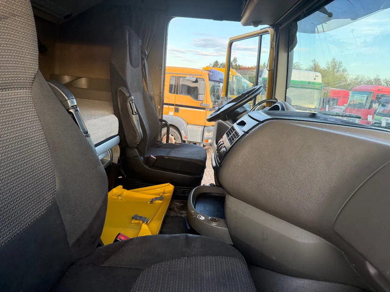 Tractor head DAF XF 105.460 Tractor unit: gambar 14