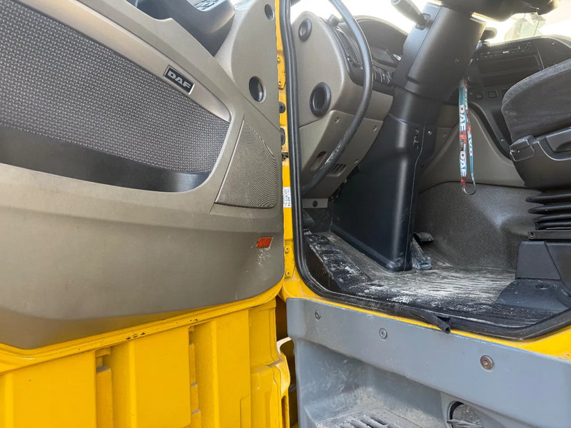 Tractor head DAF XF 105.460 Tractor unit: gambar 10