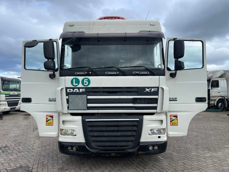 DAF XF 105.460 Tractor unit - Tractor head: gambar 2 DAF XF 105.460 Tractor unit - Tractor head: gambar 2