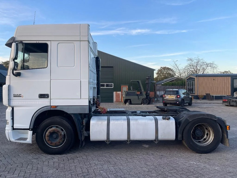 DAF XF 105.510 Tractor - Tractor head: gambar 5 DAF XF 105.510 Tractor - Tractor head: gambar 5