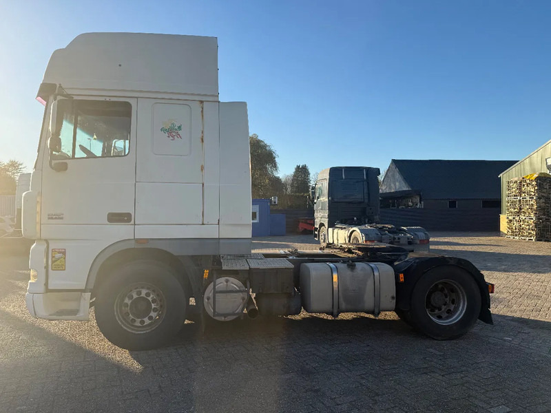 DAF XF 95.430 Tractor Unit - Tractor head: gambar 5 DAF XF 95.430 Tractor Unit - Tractor head: gambar 5