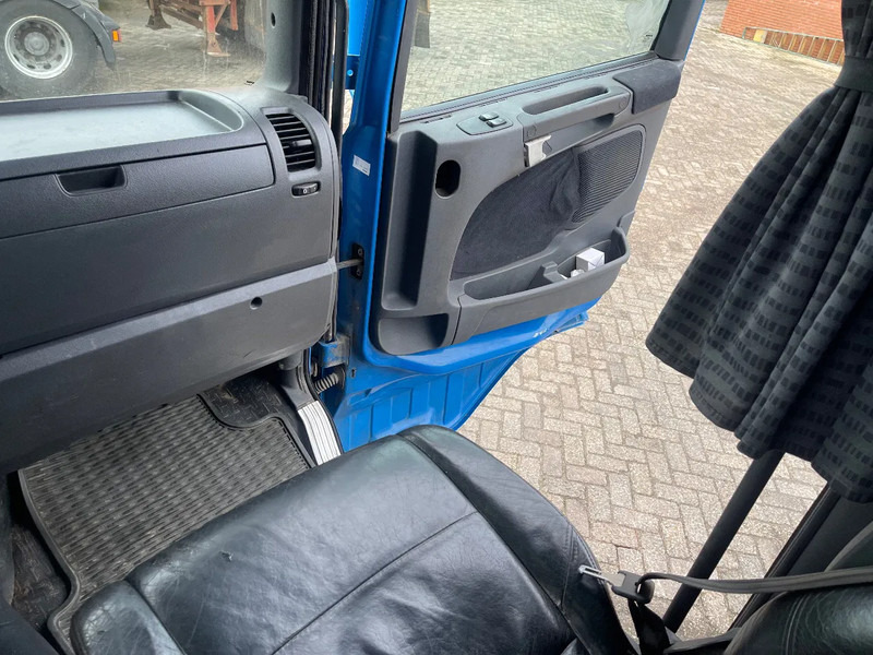 Leasing Scania R560 V8 Tractor unit Scania R560 V8 Tractor unit: gambar 13 Leasing Scania R560 V8 Tractor unit Scania R560 V8 Tractor unit: gambar 13