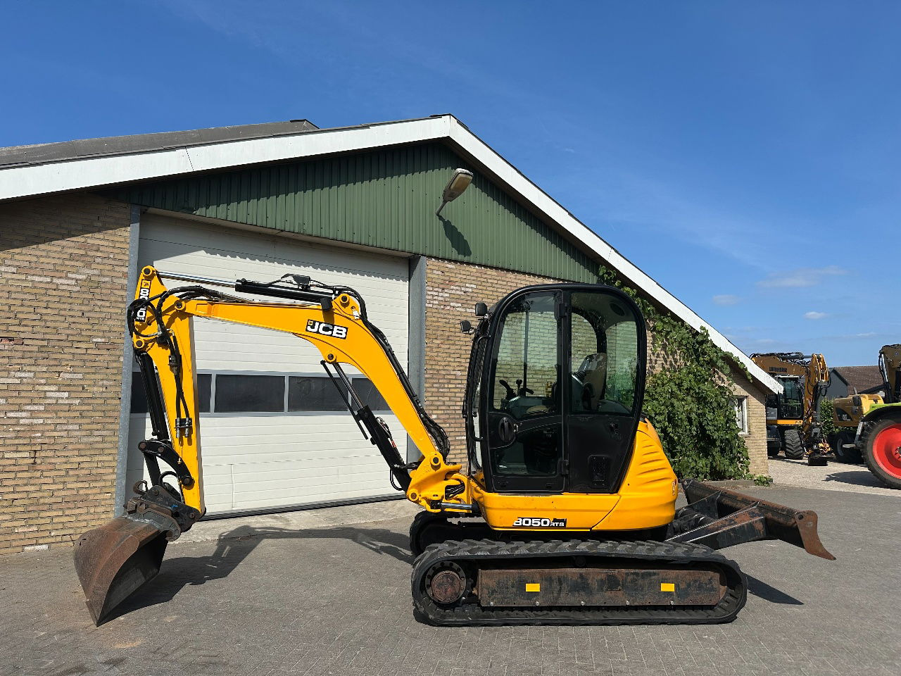 JCB 8050 - Ekskavator mini: gambar 2 JCB 8050 - Ekskavator mini: gambar 2
