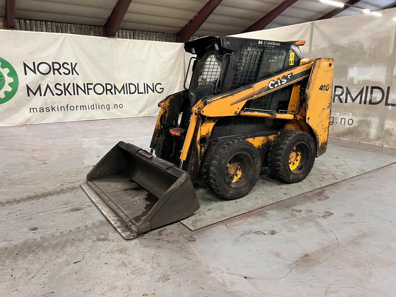 Case 440 - Skid steer: gambar 1 Case 440 - Skid steer: gambar 1
