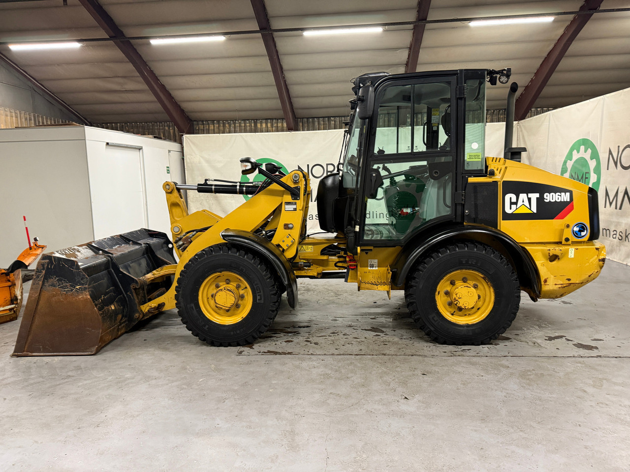 Cat 906M High Flow, 40 km/t med skuff og plog # TIL LEIE# - Wheel loader: gambar 2 Cat 906M High Flow, 40 km/t med skuff og plog # TIL LEIE# - Wheel loader: gambar 2