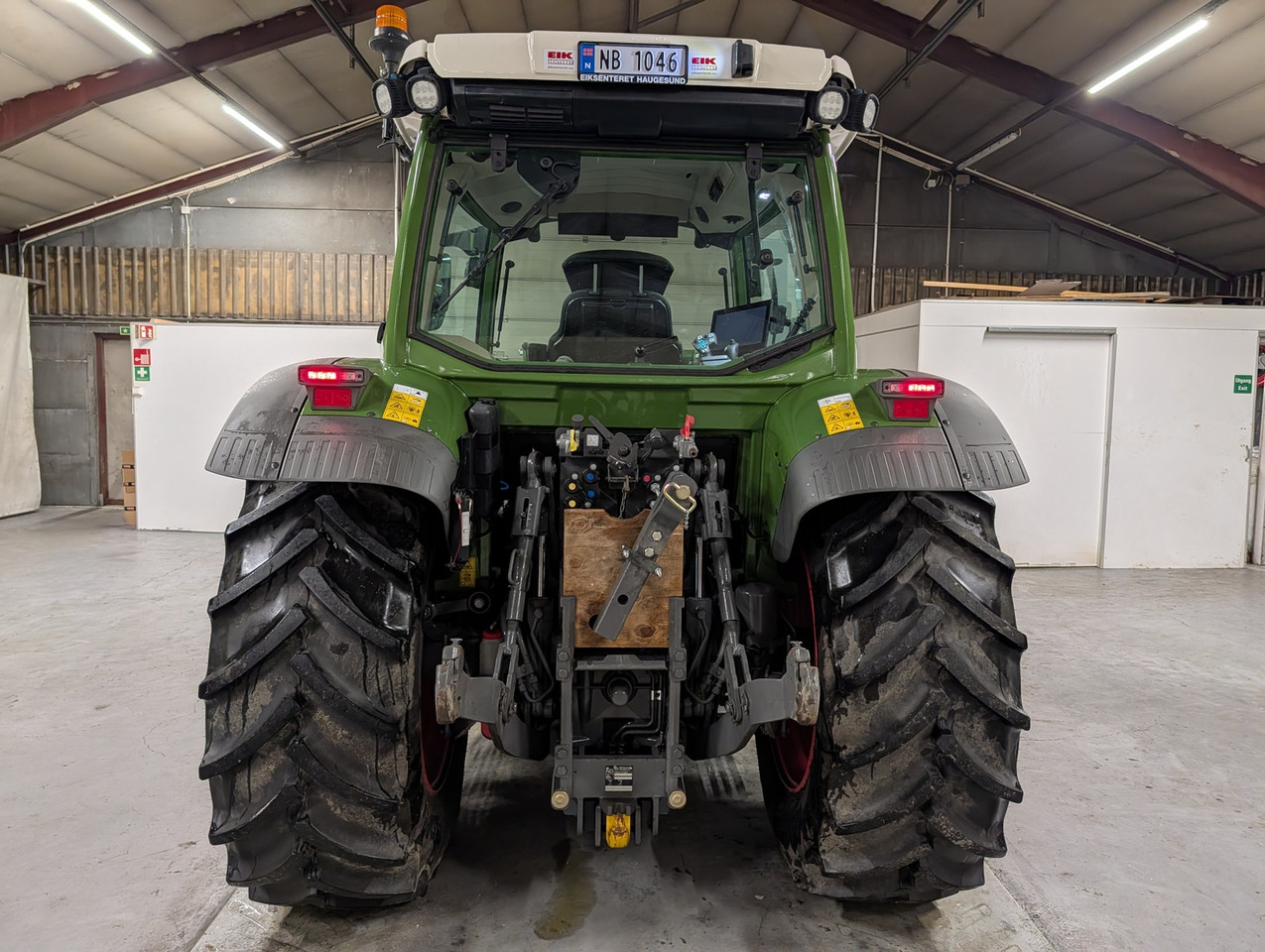 Fendt 211 Vario - Traktor: gambar 4 Fendt 211 Vario - Traktor: gambar 4