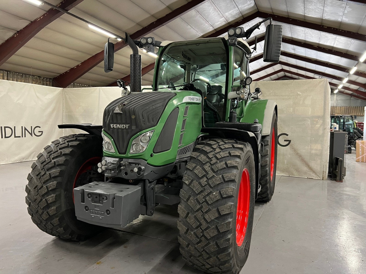 Fendt 724 Vario #TAR INNBYTTE# KAN LEVERES MED ANDRE DEKK# - Traktor: gambar 3 Fendt 724 Vario #TAR INNBYTTE# KAN LEVERES MED ANDRE DEKK# - Traktor: gambar 3