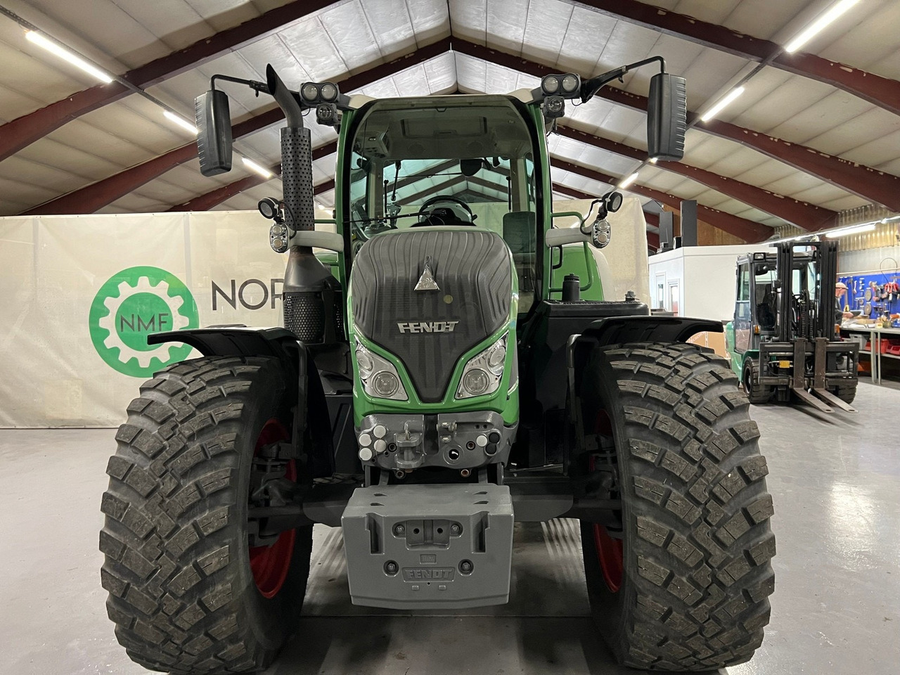 Fendt 724 Vario #TAR INNBYTTE# KAN LEVERES MED ANDRE DEKK# - Traktor: gambar 4 Fendt 724 Vario #TAR INNBYTTE# KAN LEVERES MED ANDRE DEKK# - Traktor: gambar 4