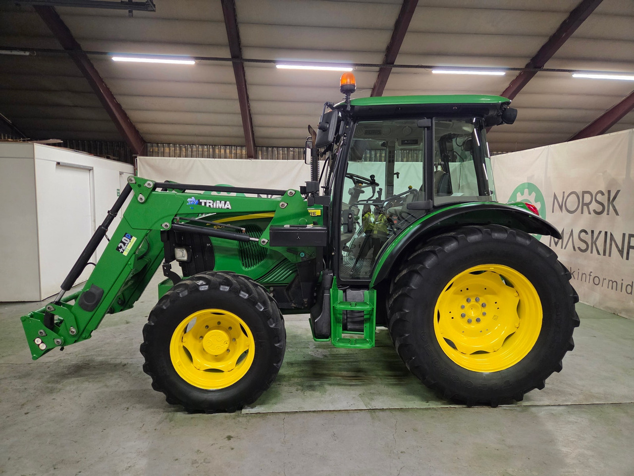 John Deere 5100R #Tar innbytte - Traktor: gambar 2 John Deere 5100R #Tar innbytte - Traktor: gambar 2