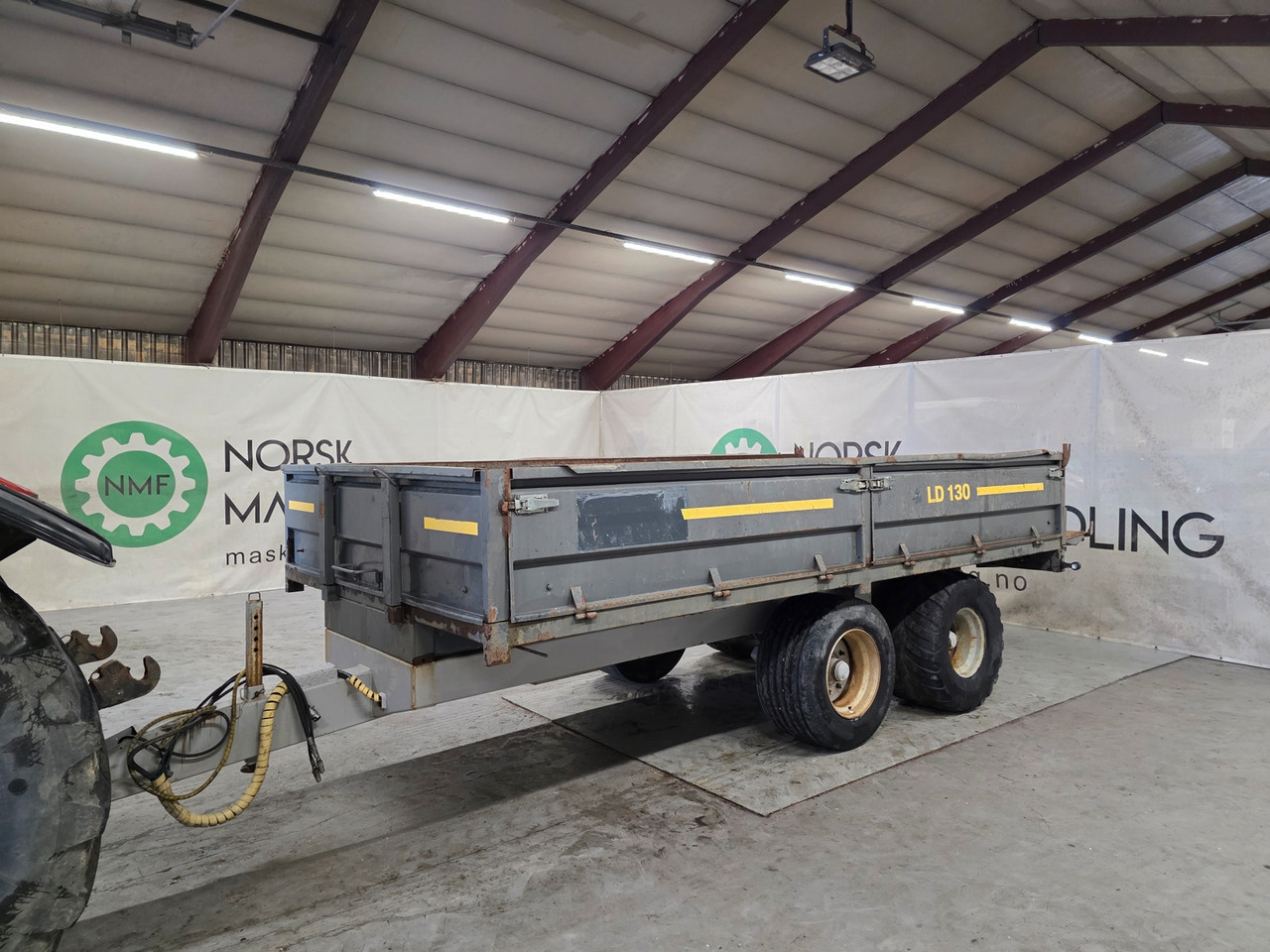 Trailer flatbed Sami LD 130: gambar 1