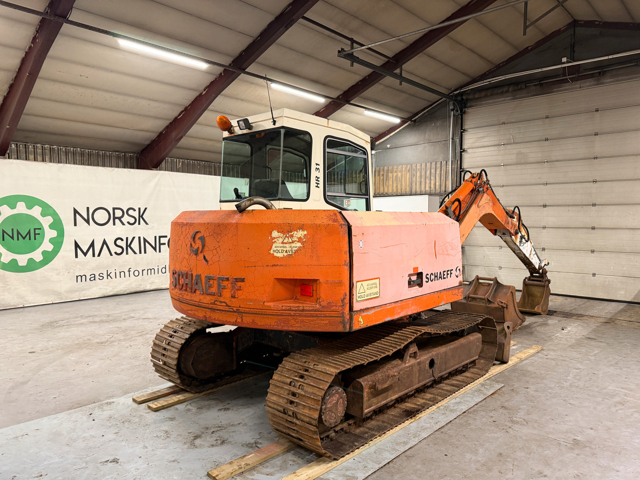 Schaeff HR31 - Ekskavator mini: gambar 4 Schaeff HR31 - Ekskavator mini: gambar 4