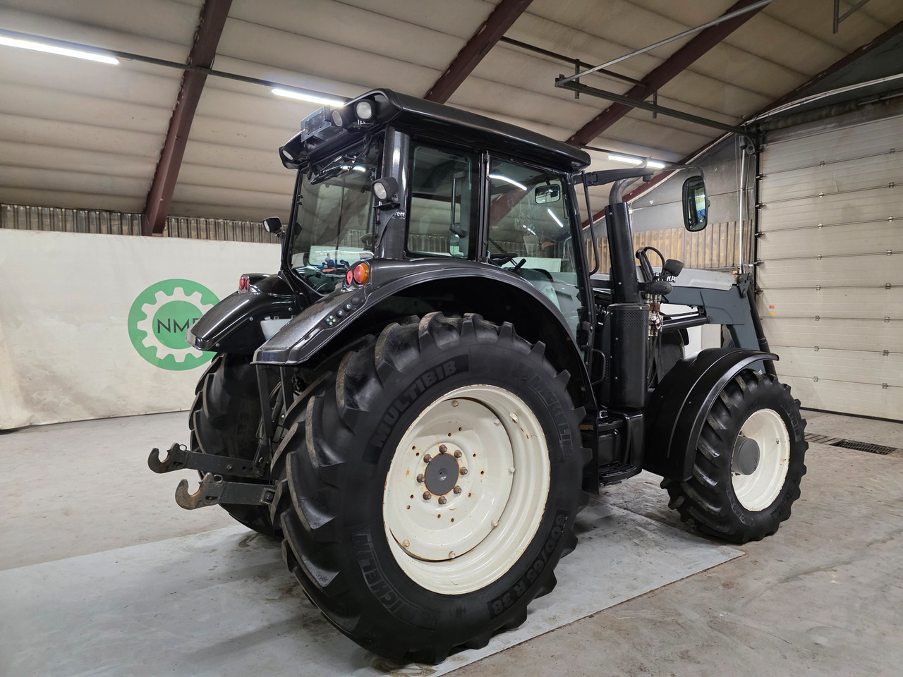 Valtra N163 Direct - Traktor: gambar 5 Valtra N163 Direct - Traktor: gambar 5