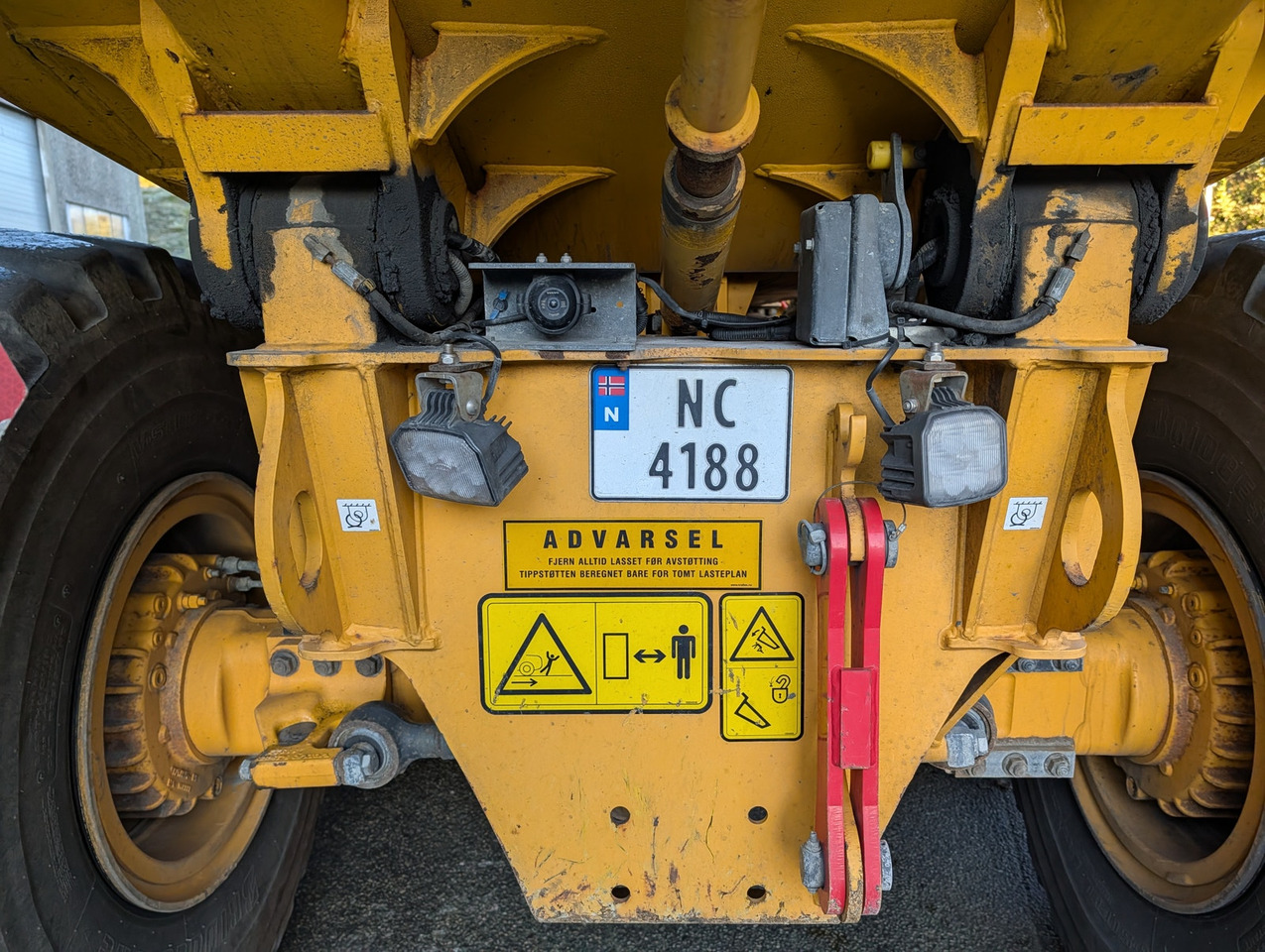 Volvo A25G på hvite skilt - Tempat sampah artikulasi: gambar 5 Volvo A25G på hvite skilt - Tempat sampah artikulasi: gambar 5