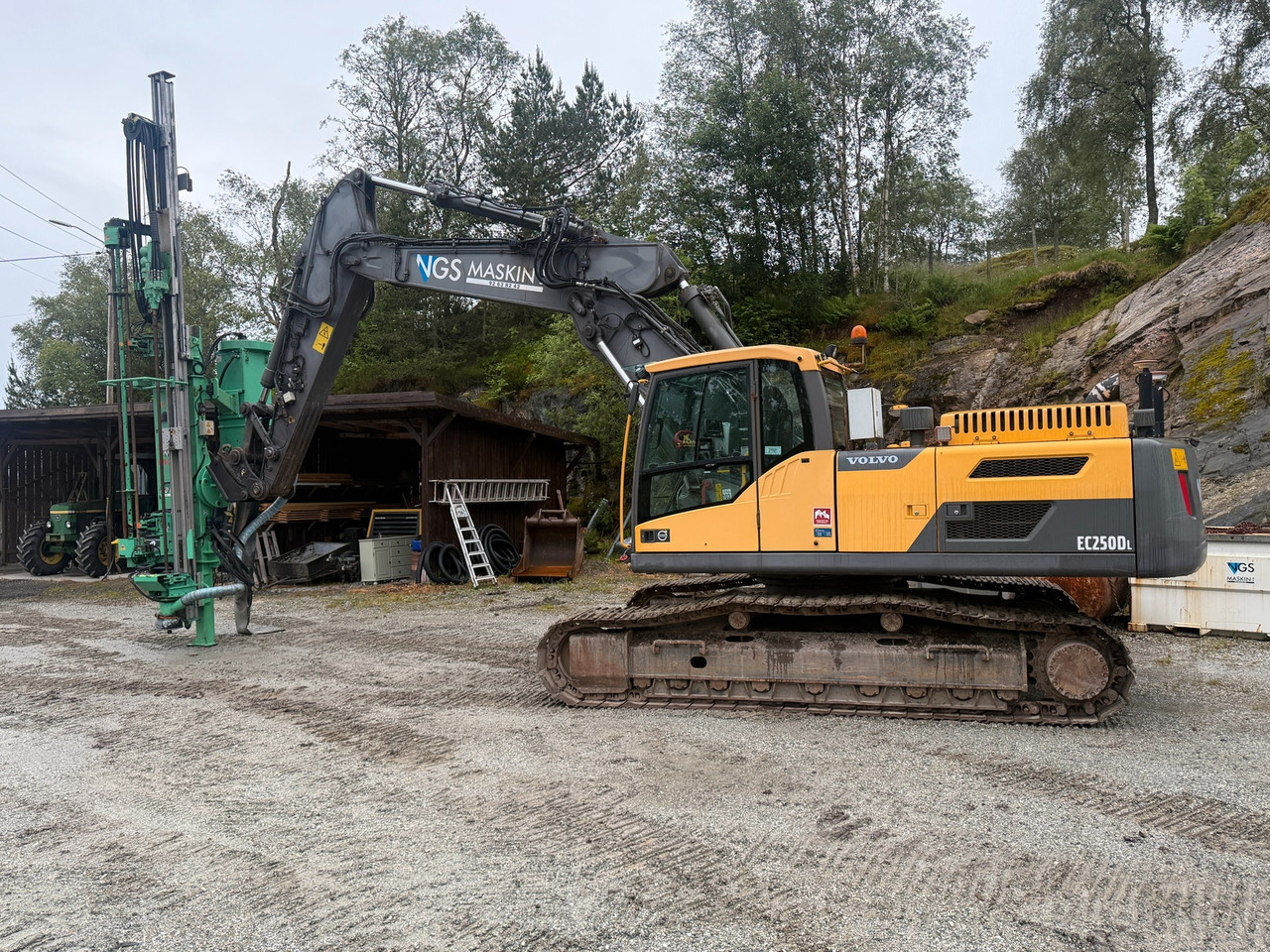 Volvo EC250DL med Montabert tårn - Ekskavator perayap: gambar 3 Volvo EC250DL med Montabert tårn - Ekskavator perayap: gambar 3