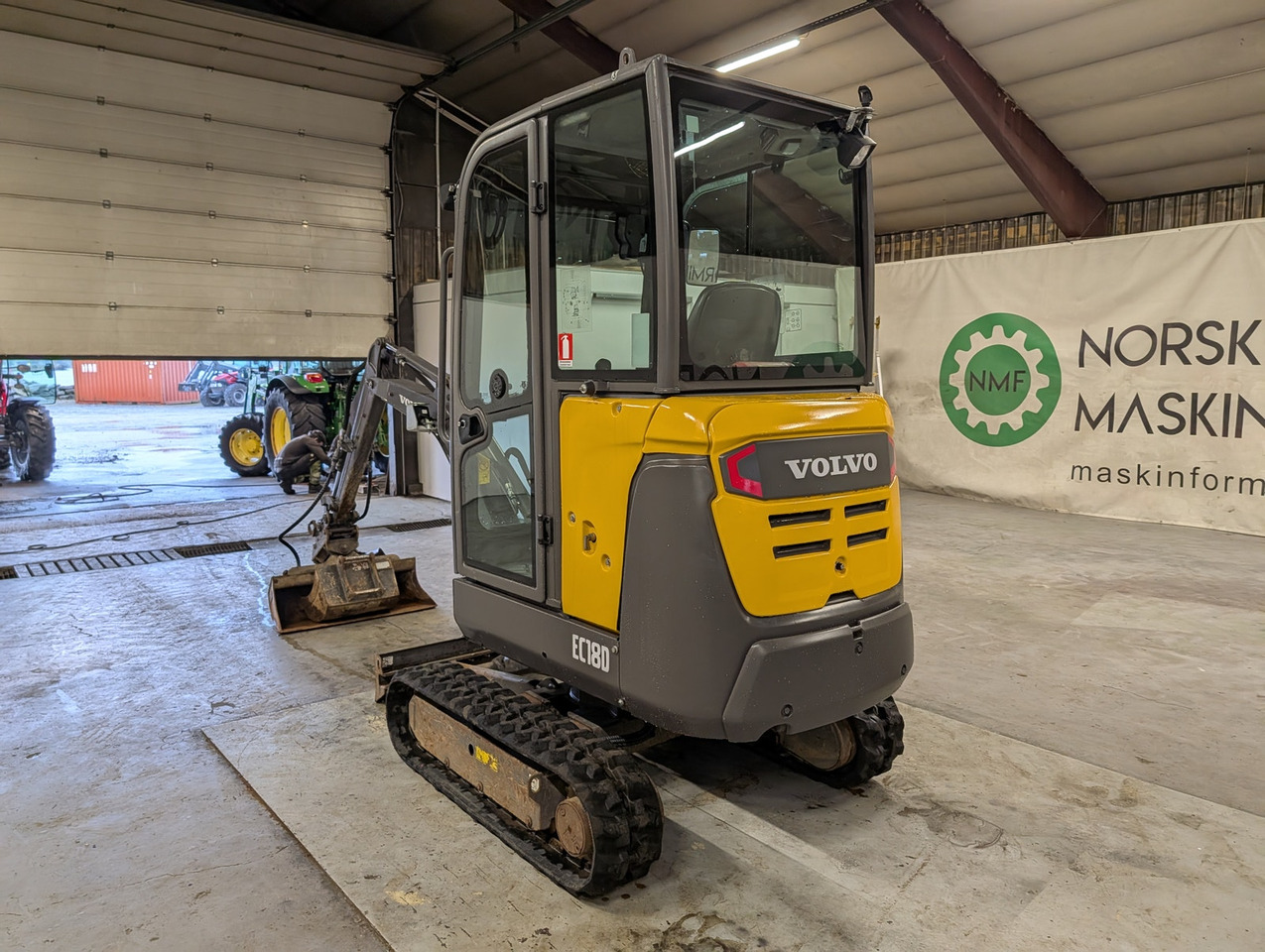 Volvo ECR18D - Ekskavator mini: gambar 4 Volvo ECR18D - Ekskavator mini: gambar 4