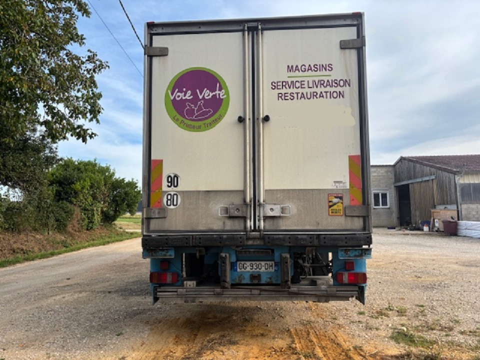 SCANIA P310 - Truk berpendingin: gambar 5 SCANIA P310 - Truk berpendingin: gambar 5